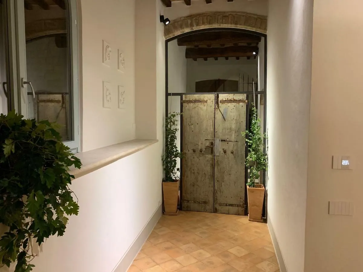 La Corte Segreta Montepulciano Stazione Italie